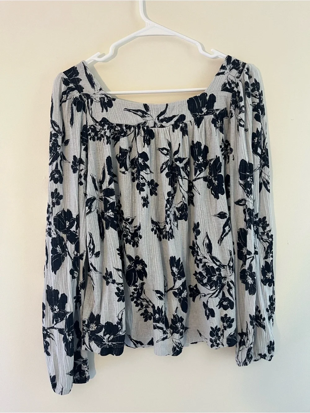 Lucky Brand Black Floral Boho Long Sleeve Peasant Blouse Medium